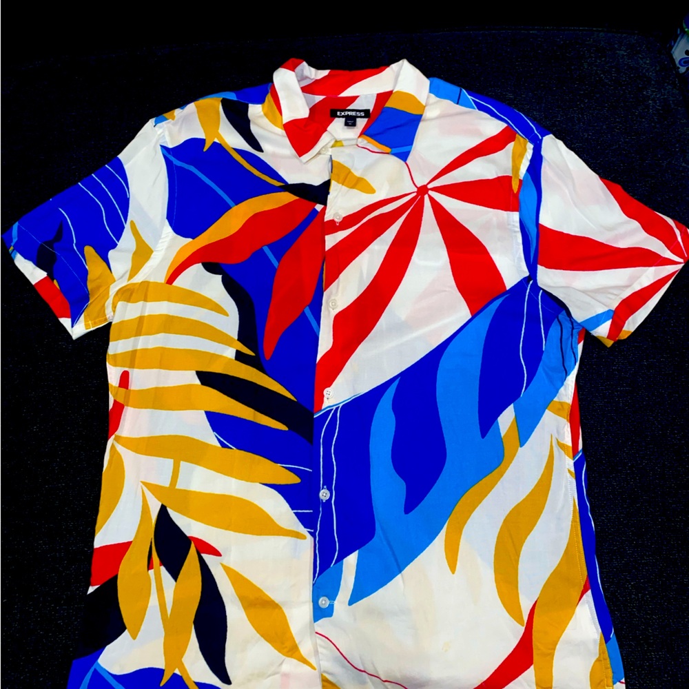 Men Medium colorful Express Floral Shirt
